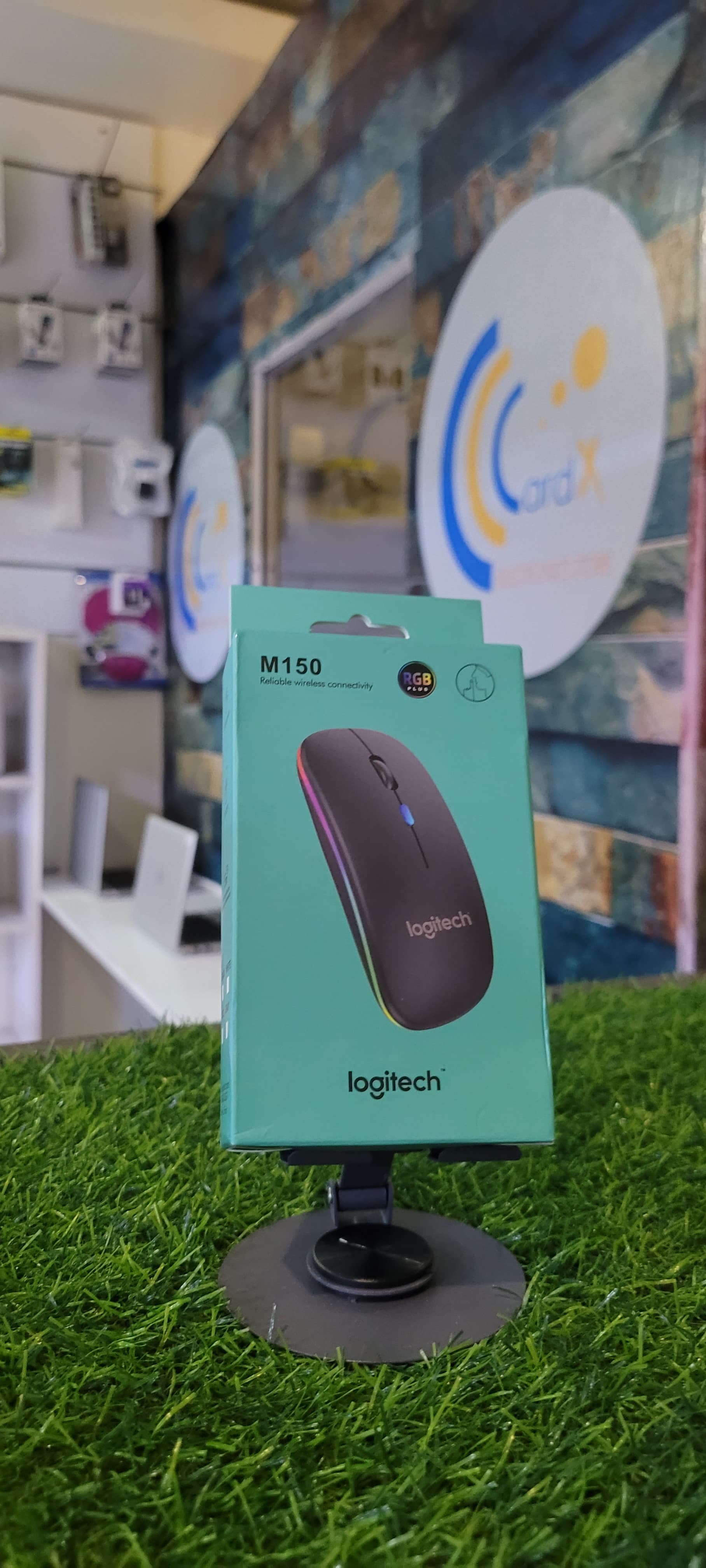 Logitech M150 Wireless RGB Mouse - Reliable 2.4GHz Optical Mouse with USB Receiver